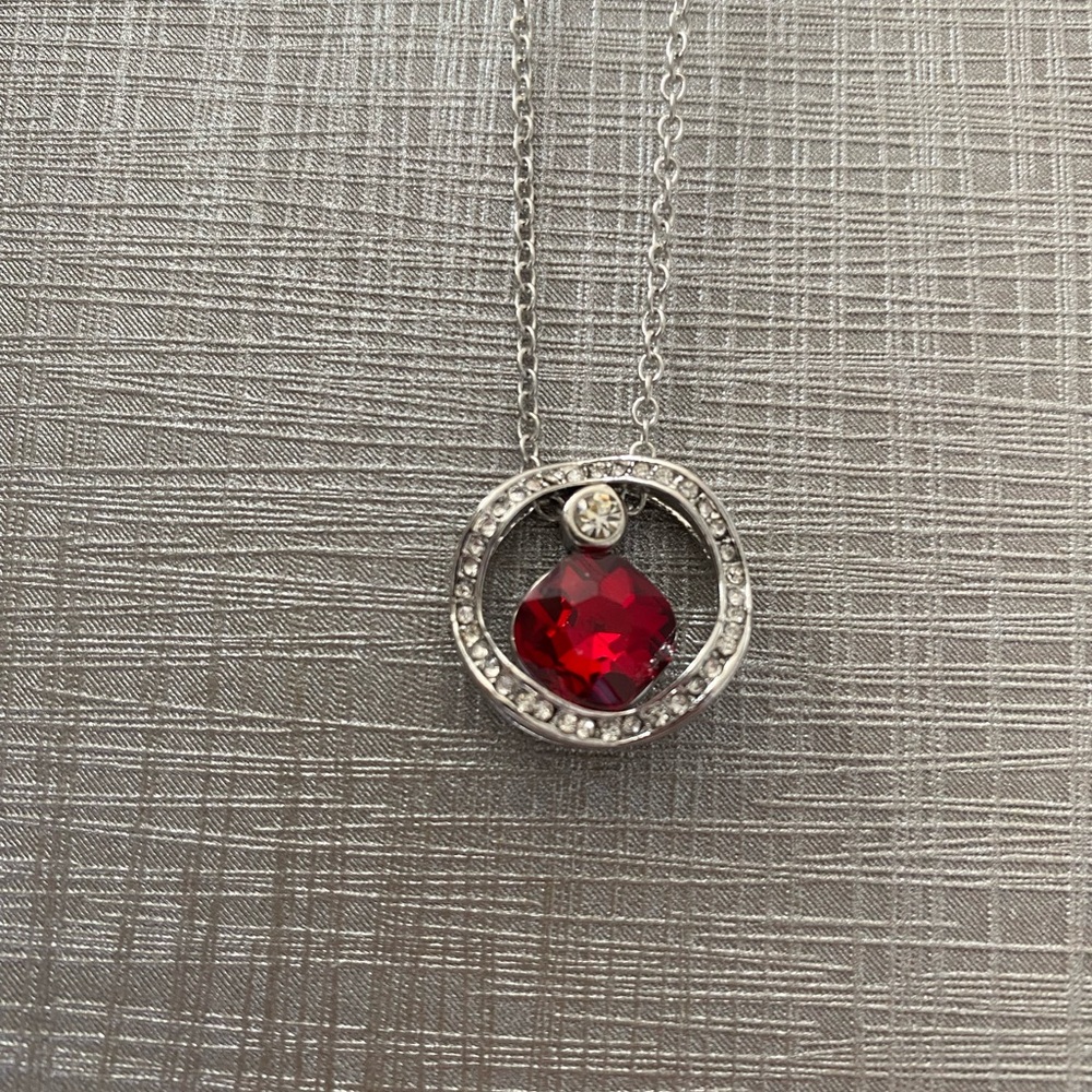 Fashion silver tone two stone chain